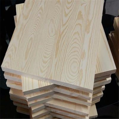 China Workshop Used Solid Pine Lumber Boards for Furniture Moisture Content 8-12% Workshop for sale