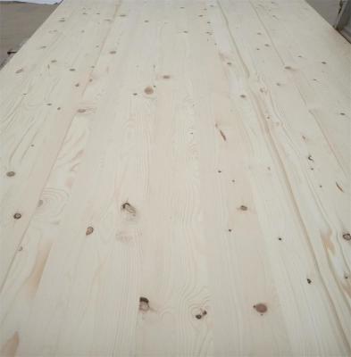 China Workshop Solid Wood Spruce Boards Planks Moisture Content 8-12% for sale