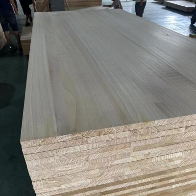 China Natural Wood Solid Wood Board Paulownia Timber Sheet for Project Solutions Capability for sale