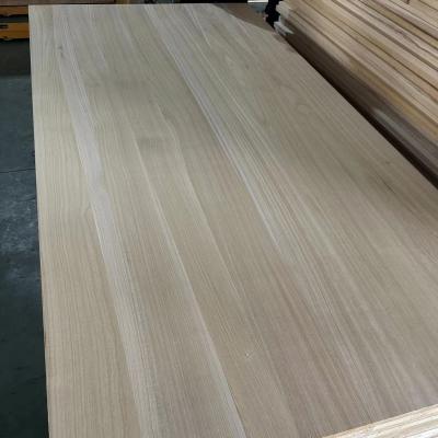 China Moisture Content of 8%-12% Primed Solid Wood Paulownia Wood Panels for Home Decoration for sale