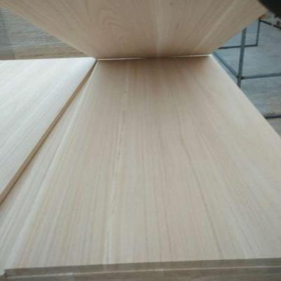 China 100% Solid Wood Paulownia Finger Joint Board for Wood Furniture and FSC 100% Approved for sale