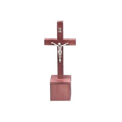 China Home Decoration Standing Jesus Wood Crucifix Europe Religious Gift Catholic Statue for sale