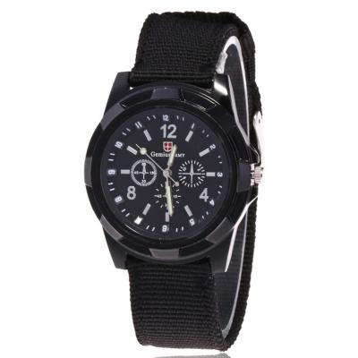 China SW-545 Non-Specific Hot Sale Fashion Nylon Band Quartz Army Men's Watch for sale