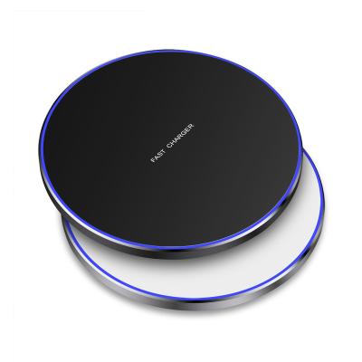 China Mobile Phone TurnMax 10W QI Fast Wireless Charger for Travel and Home for sale