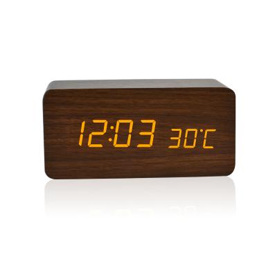 China Antique Style Voice Control Digital LED Display Table and Desk Electronic Clocks with Thermometer Alarm Calendar Wooden Clock for sale