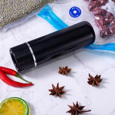 China Outdoor Household Portable Vacuum Packing Machine Bag Food Cooler Vacuum Sealer for sale