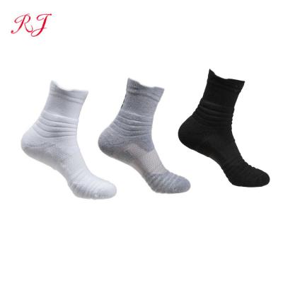 China Sports Socks 2021 New Design QUICK DRY Logo Wholesale Crew Sport Comfortable Solid Custom Sock For Men for sale