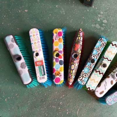 China Garden Printed Hand Broom Decoration Broom With Stick Pattern Broom for sale