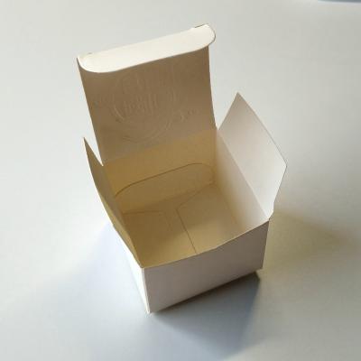 China Recyclable Plain White Cardboard Box Folded Ivory Board Box For Cosmetics Packaging for sale