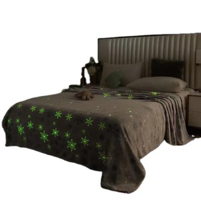 China Other Fleece Kids Anti-Static Works Glow In The Dark Manufacturers Wholesale Soft Plush Waffle Blanket for sale