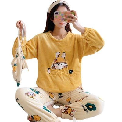 China Wholesale QUICK DRY Plus Size Sleepwear Customized Comfortable Polyester Pajamas From China Factory for sale