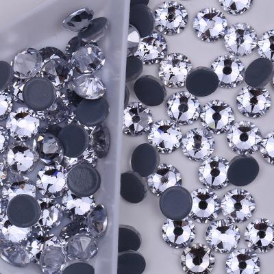 China Flatback 3A Xirius 8 Big 8 Small Faceted With Hot Fix Austria Back Crystal Glass Rhinestone Hot Fix Rhinestone for sale