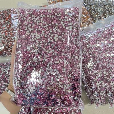 China Wholesale 2mm 3mm 4mm 5mm Crystal Stones Resin Stone Rhinestone Flatback Factory Wholesale Rhinestone For DIY Decoration for sale