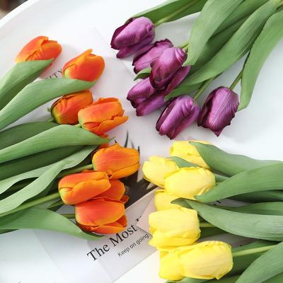 China High Quality Artificial Wedding Decor Moisturizing Tulip Potted Fake Plants Boho Flower Home Decoration Items for sale