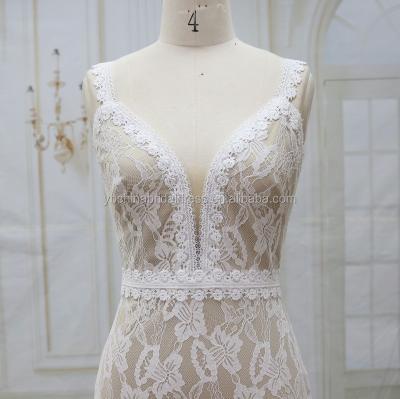 China Anti-Static Soft Lining With Finished Short Europe Style Lace Wedding Dress Supplier for sale