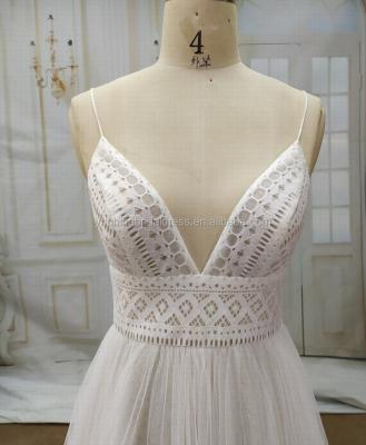 China Anti-static backless with sexy bodice with beautiful pattern lace bodice wedding dress supplier for sale