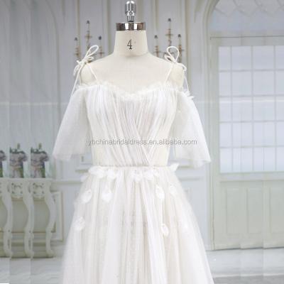 China Anti-Static Hand Made Flower With Two Straps Wedding Dress Princess A Line Dress for sale