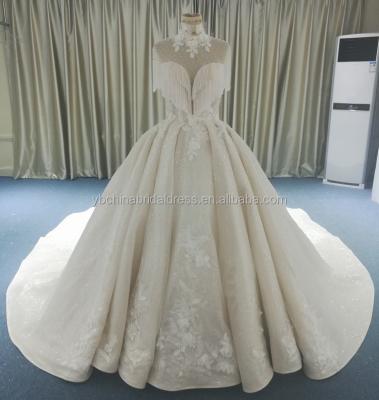 China Anti-static special collar with deep sweetheart neckline with bead curtain as big photos wedding dress ball gown for sale