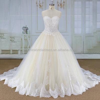 China Anti-Static Hot Selling And Beautiful High Quality White Wedding Dress Bridal Gown for sale