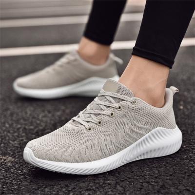 China New Light Weight Round Lace Up Running Outdoor Sneaker Breathable Knitted Sport Casual Shoes for sale