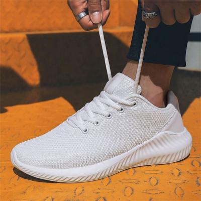 China DM Box Fashion Non Slip Sports Running Shoes Men's Round Sole Mesh Shoes Wear Resistant Soft Outsole Breathable Solid Walking Shoes for sale