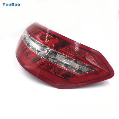 China Reverse Turn Brake Current (Reverse: White. Turn: Yellow. Brake: ) Red External Tail Light Lamp For Mercedes Benz W212 E Class E350 E400 E550 E63 AMG 2010 2011 2012 2013 Stop Brake Indicator Warning for sale