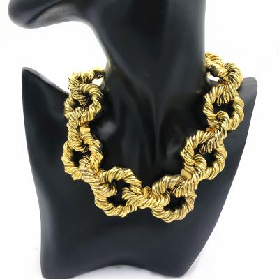 China Fashion Exaggerated Fashion Exaggerated Necklace Chain Necklace FASHIONABLE Metal Chain Necklace Metal Necklace for sale