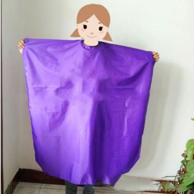 China 140*100cm Comfortable Kids Cutting Waterproof Barber Disposable Salon Hairdressing Hairdressing Cape Hair Cape for sale