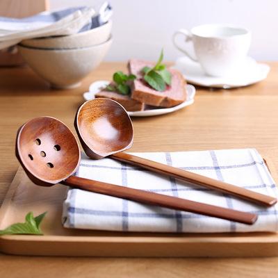 China Viable Japanese Wooden Spoon With Long Handle Noodle Soup Pocket Colander Strainer Utensils Utensils Kitchen Tableware for sale