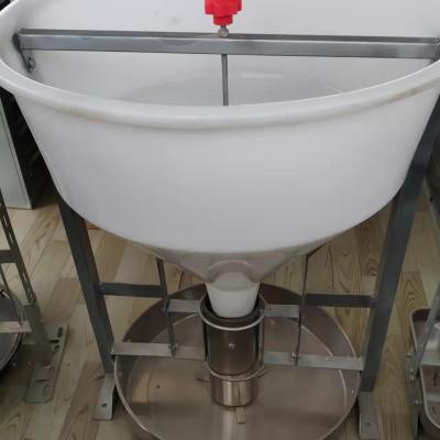 China Farms Feeder Baby Animal Feed Hopper 5-7 Baby Pigs Dogs Hot Saling Feed Bowl for sale