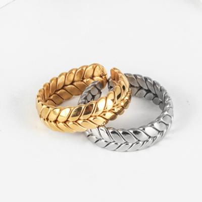 China Couples Ring Stainless Steel Ring Local Gold Keel Titanium Solid Color Fashionable Single Ear Wheat Steel Ring for sale