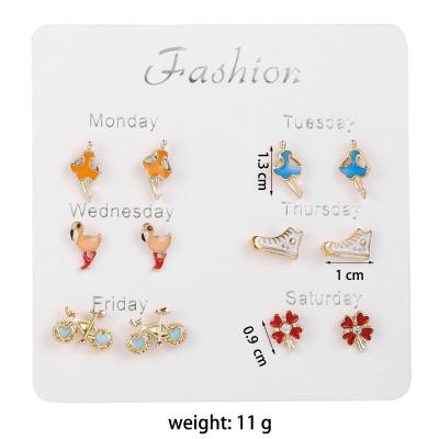 China 2019 Casual/Sporty Soft One-Week Earring Set With Zircon Leaf Heart Shaped Earrings For Women for sale