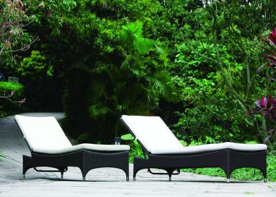 China Black Commercial Rattan Chaise Lounge , All Weather Wicker Chaise Lounge for sale