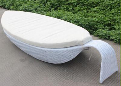 China Leaf Style Park Rattan Chaise Lounge For Outdoor / Indoor Furniture for sale