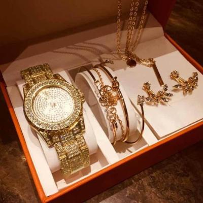 China New Design Automatic Date 8PCS/Set Women Iced Out Diamond Rhinestone Ladies Quartz Wrist Watches Bracelets Earrings Necklace Luxury Gifts Set for sale