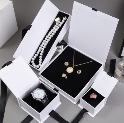 China Eco-friendly Luxury Black White Jewelri Box Set Jewelry Packaging Box Large Necklace Gift Box With Ribbon Closure for sale