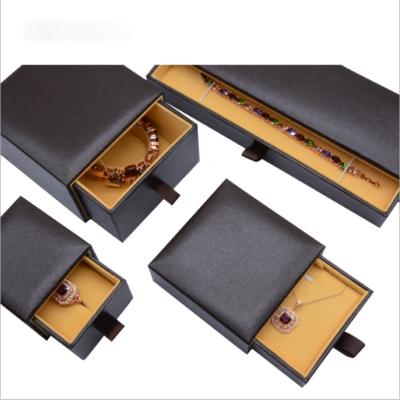 China Low MOQ High Quanlity Factory Fashionable Jewelry Gift Box Packaging Custom Jewelry Box for sale