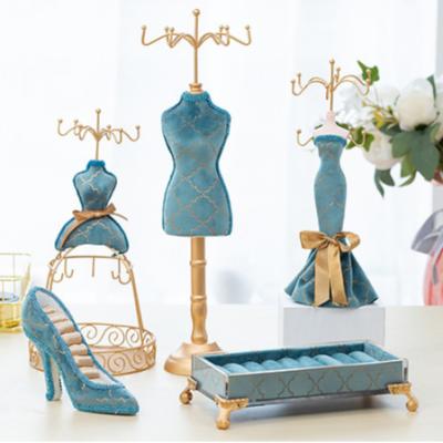 China Fashionable European Style Peacock Blue Decoration Home Dolls Shaped Window Velvet Jewelry Display Set for sale