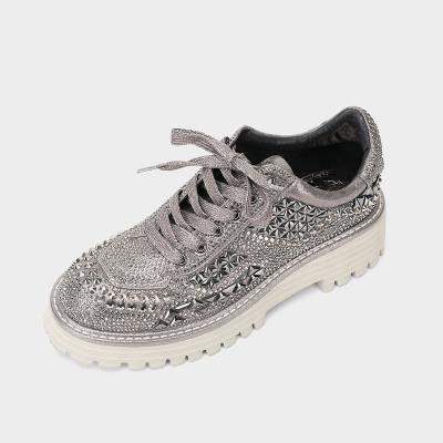 China Damping Hot Shiny Custom Women's Chunky Sneakers Women Casual Shoes Diamond Decoration Size Factory Wholesale Process for sale