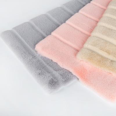 China Soft Knitted Plush Fabric for Winter Coat 100% Polyester Rabbit Faux Fur Brush Pattern for sale