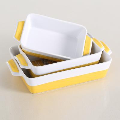 China Good Quality Sustainable Wholesale Promotional Ceramic Potato Bakeware Set With Silicone Handles for sale