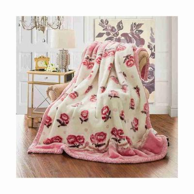 China New Style Sustainable Kid Knit Flannel Fleece Heavy Picnic Sherpa Blanket Flowers Printed Throw Blankets for sale