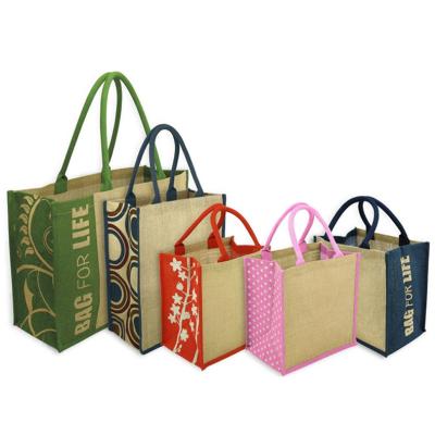 China 100% Eco-friendly Twine Shopping Bag Ropes Handle Wholesale Customized Printed Logo Packaging Jute Shopping Bag for sale