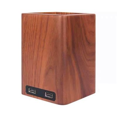 China High Quality Custom Creative Walnut Brush Jar Stationery Storage USB Charging Wooden Pen Holder Eco-friendly for sale