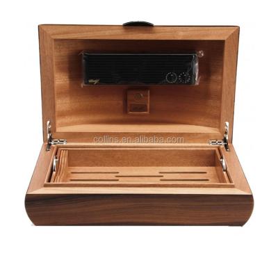 China Custom Made Eco-Friendly Cedar High Glossy Wood Cabinet Handmade Carbon Fiber Cigar Humidor Box for sale