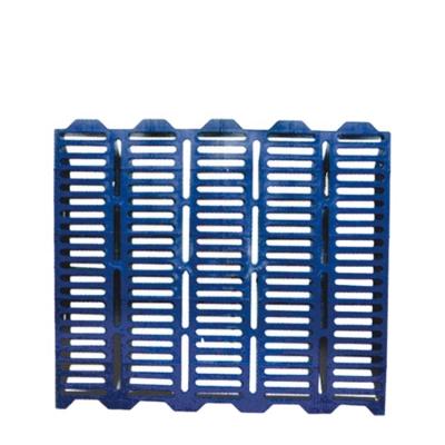 China 2021 New Product Pig Farm Hog Floor System Easily Clean Warm Plastic Hog Flooring Slatted Flooring for sale