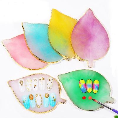 China Easy Apply Resin Nail Art Palette Leaf Shape Marble Color Palette Gel Polish Display for sale