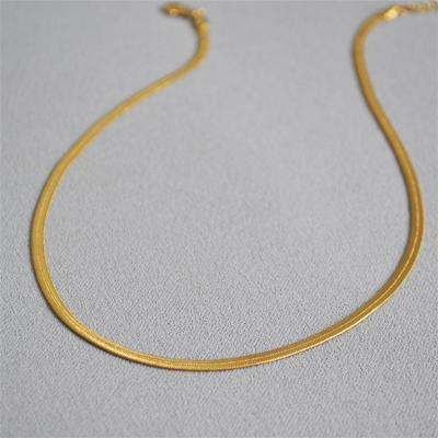 China Fashion QiCai Choker Brass Chain Necklace Simple 18k Solid Gold Snake Choker Necklace For Women for sale