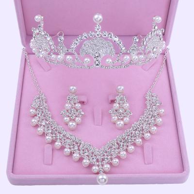 China Crystal Accessories Headdress Bride Crown Tiara Necklace Earrings Meiduo Girls Pearl Tiara Bride Hair Accessories Wedding Jewelry Sets for sale