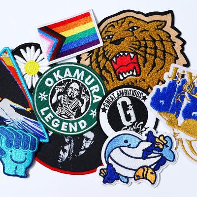 China Viable Pops Personalized Embroidery 2021 Logo Hot Sale Various Styles Embroidery Iron On Patches for sale